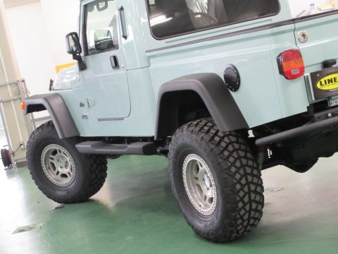 JEEP TJラングラー　オーバーフェンダー　タイヤホイール